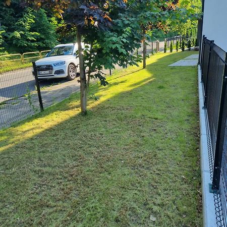 Komfortowy Apartament Przy Lesie 威赫罗伏 外观 照片