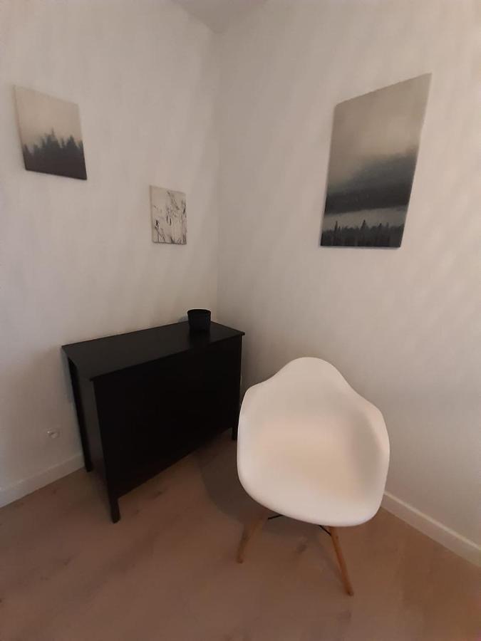 Komfortowy Apartament Przy Lesie 威赫罗伏 外观 照片